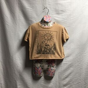 Originality Graphic Crop Top – “Here Comes the Sun” – Women’s Medium